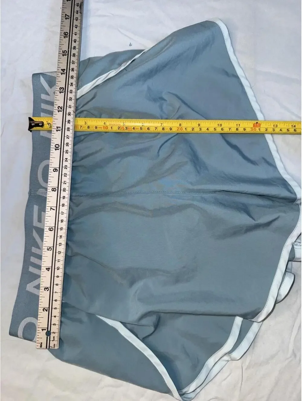 Nike pro nike dri fit Women's lined Blue Shorts sz M active